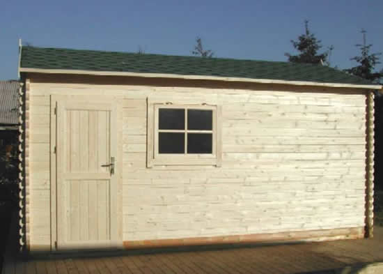 Interlocking garages: Interlocking timber garage 02